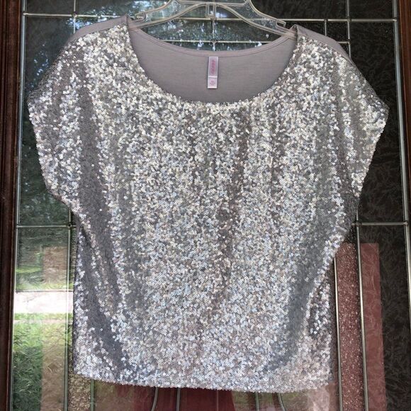 Womens Blouse Xhilaration Size XS Silver Sequins Glore!! - Picture 2 of 5